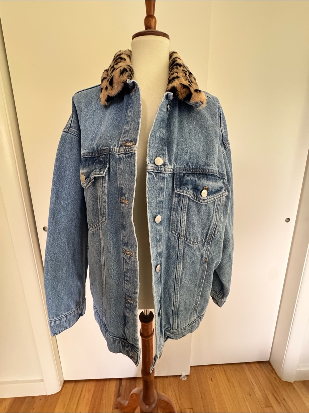 Pilcro Light Blue Denim Jacket with Leopard Faux-Fur Collar